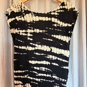 Mossimo Supply Co. Monochrome Short Sleeve Tee